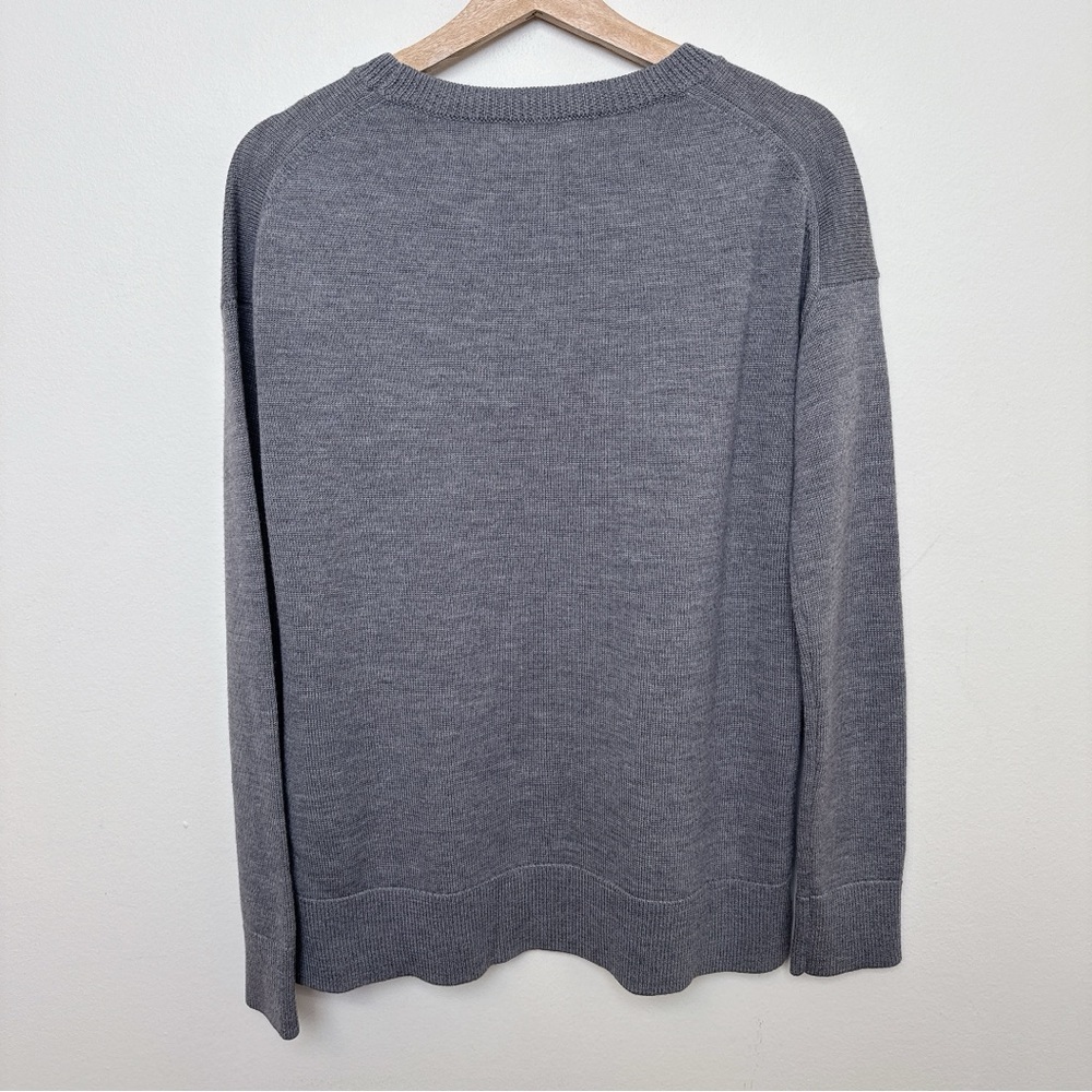 Aritzia Babaton Womens Xsmall Gunnar Merino Wool Sweater CN Grey Color - Picture 14 of 14